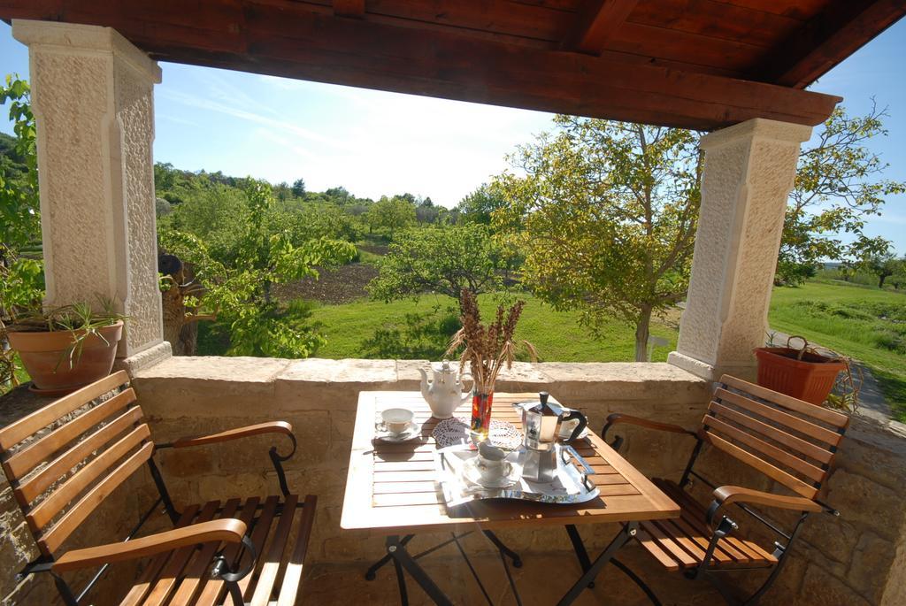 Villa Angela E Giovanni Vižinada Chambre photo